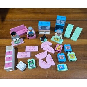 LEGO Duplo Dollhouse Furniture Figures Lot Pastel Pink Mint Blue Mixed Pieces